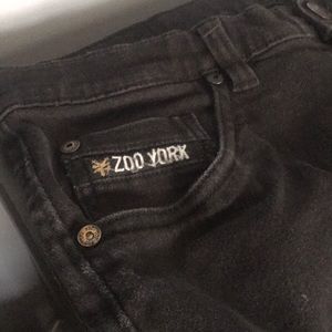 Black Zoo York pants don’t fit me anymore 1yearold